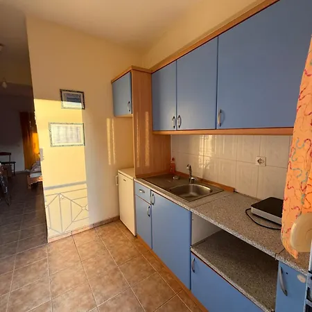 Giorgio Ξενοδοχείο *