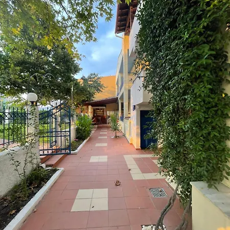 Giorgio Hotel Kallithea (Chalkidiki)